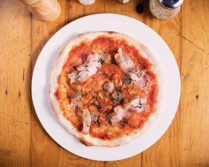 Best Pizza in Bangkok Activities for Couples 